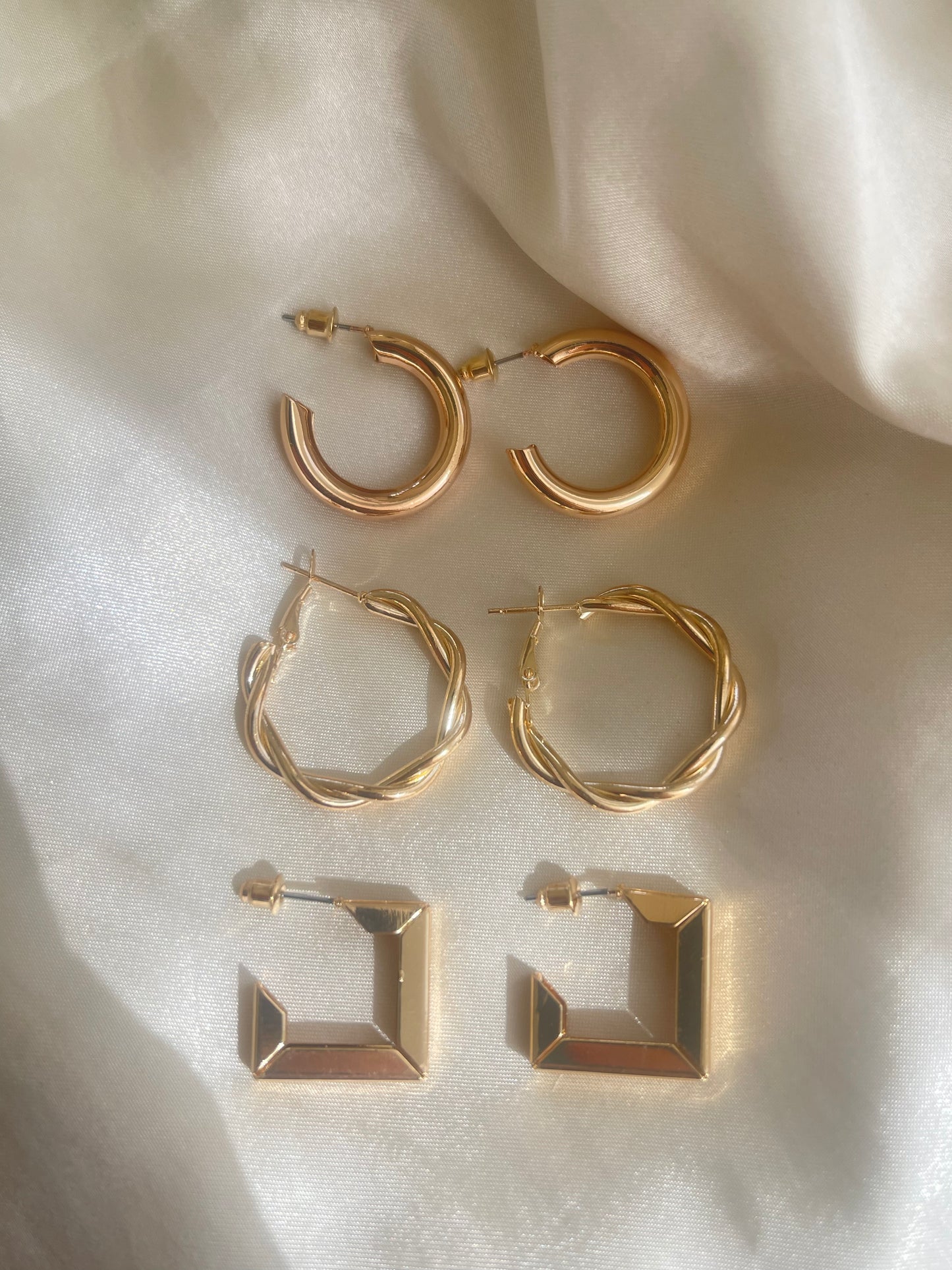Everyday Hoop Earrings