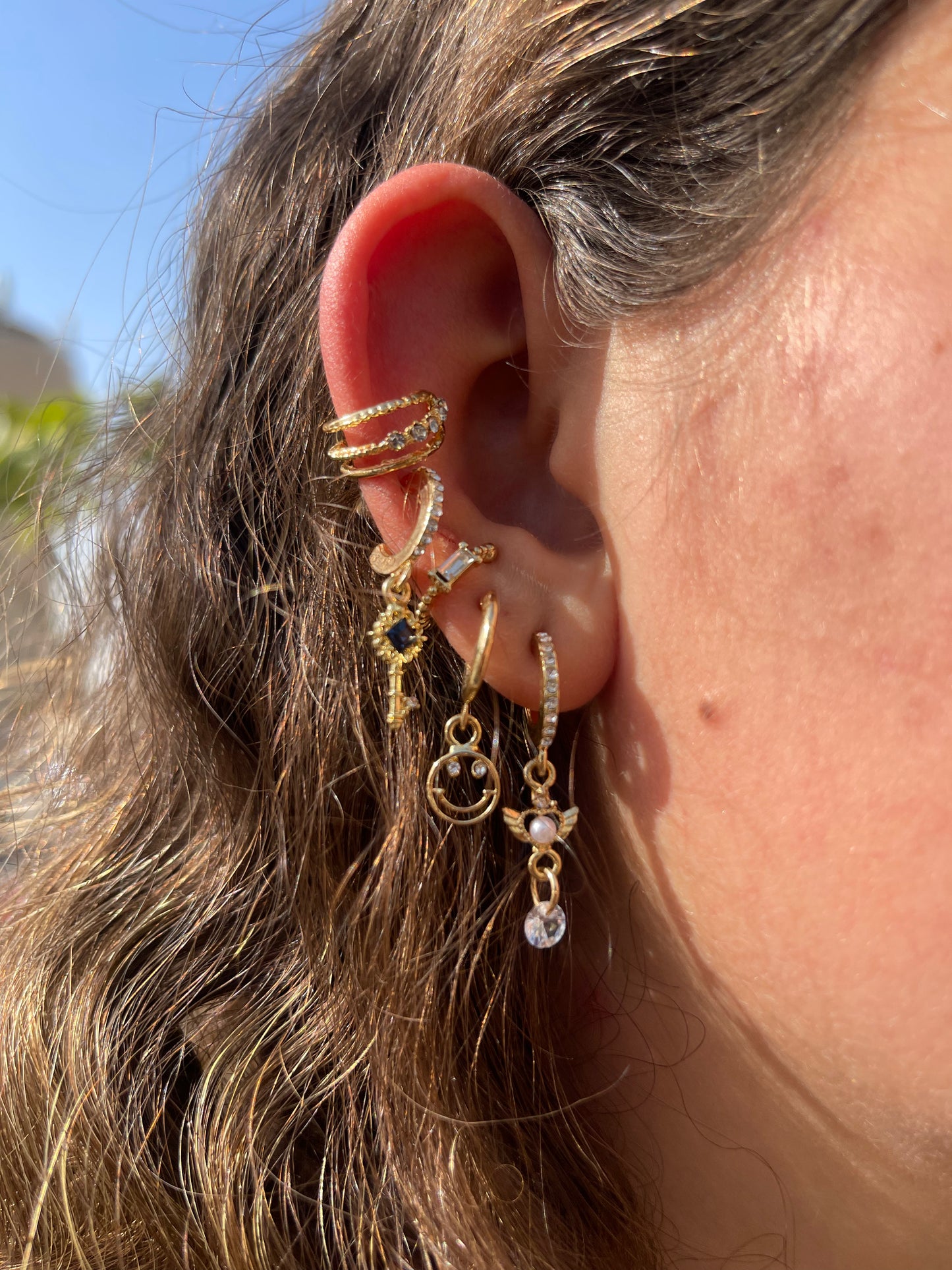 All Smiles Ear Set