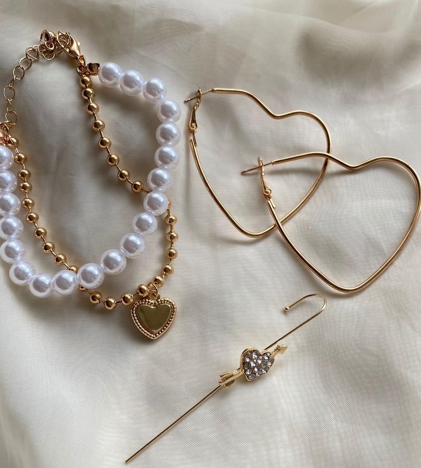 Heart of Pearls Bracelet