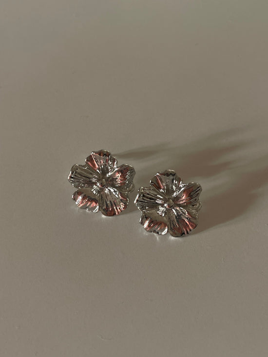 Mini Flower Earrings