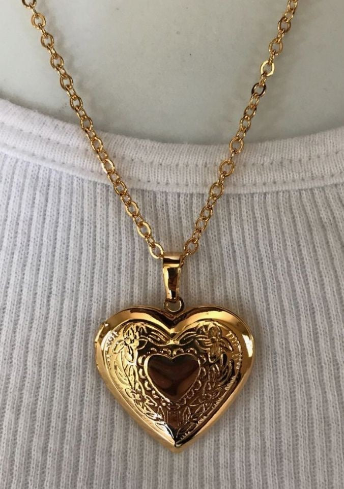 Heart Locket Necklace (Stainless Steel)