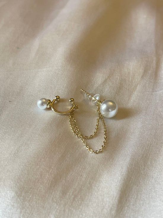Connected Pearl Dangle Earrings