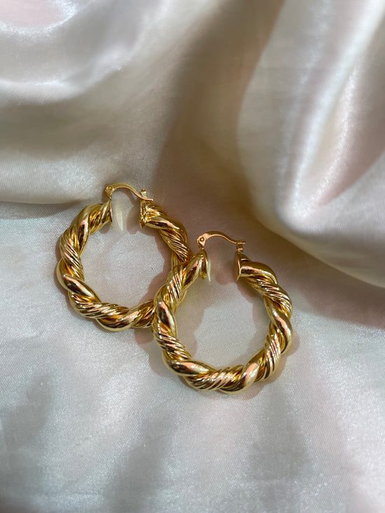 Twisted- Chunky Hoop (gold plated)