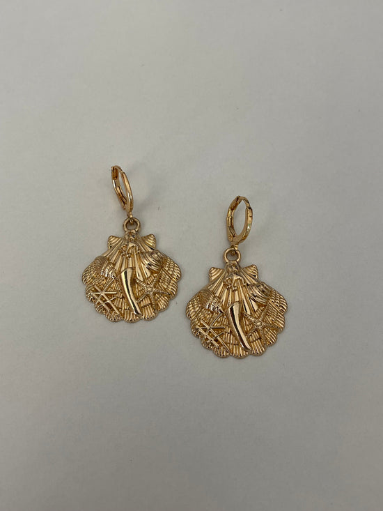 Seashell Hoop Earrings (Gold Plated)