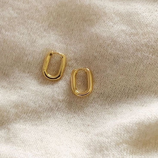 Dainty Square Hoops (Gold Plated)