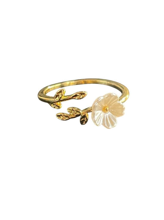 Dainty Flower Ring (Gold Plated)