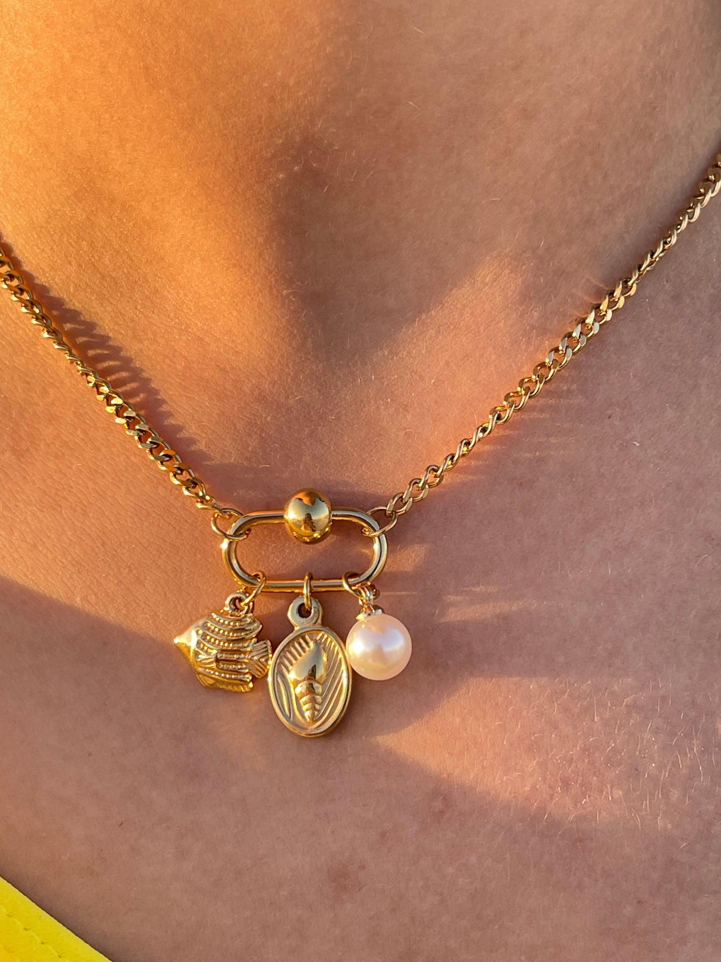 Shell Pearl Charm Necklace (Stainless Steel)