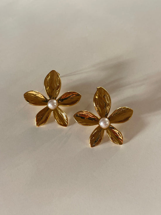 Pearl Flower Earrings (Stainless Steel)