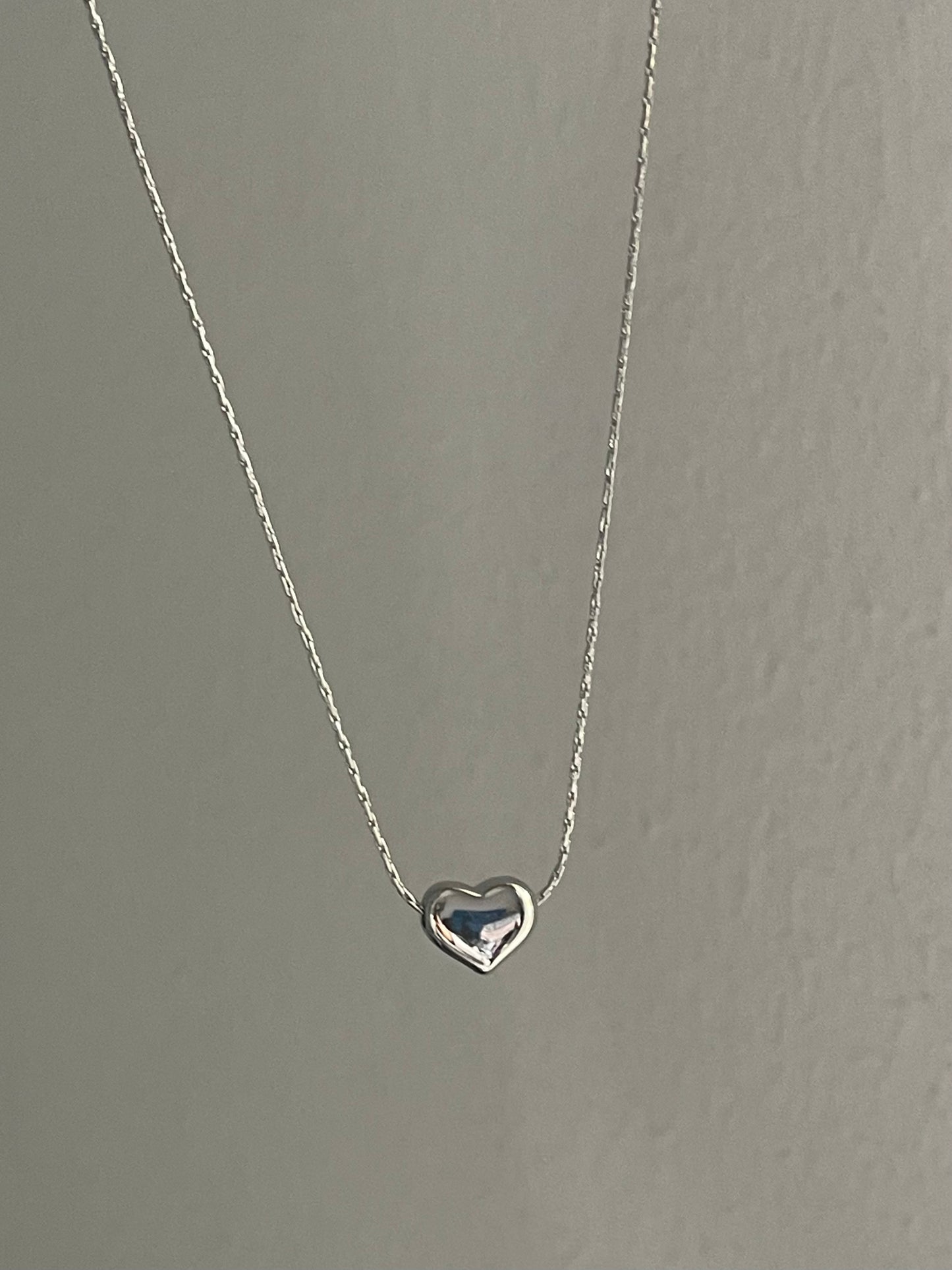 Mini Minimal Heart Necklace 2.0 (Stainless Steel)