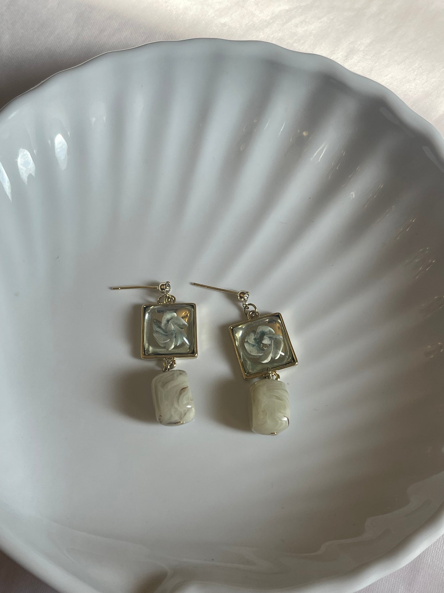 Marble Pearl Earrings