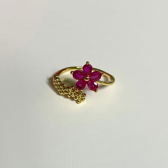 Pretty Stone Ring (Gold-plated/ adjustable)
