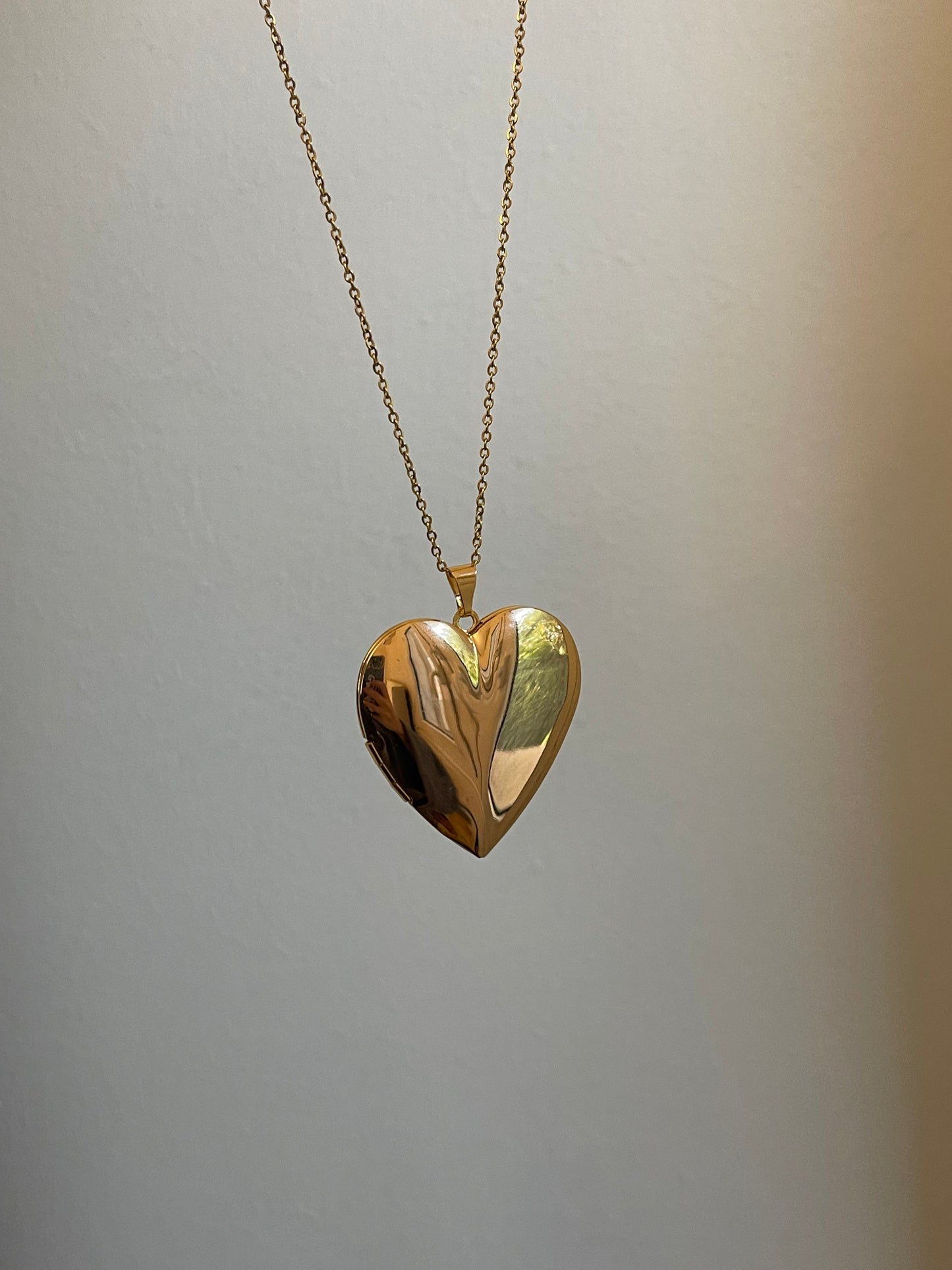 Heart Locket Necklace 2.0 (Gold Plated)