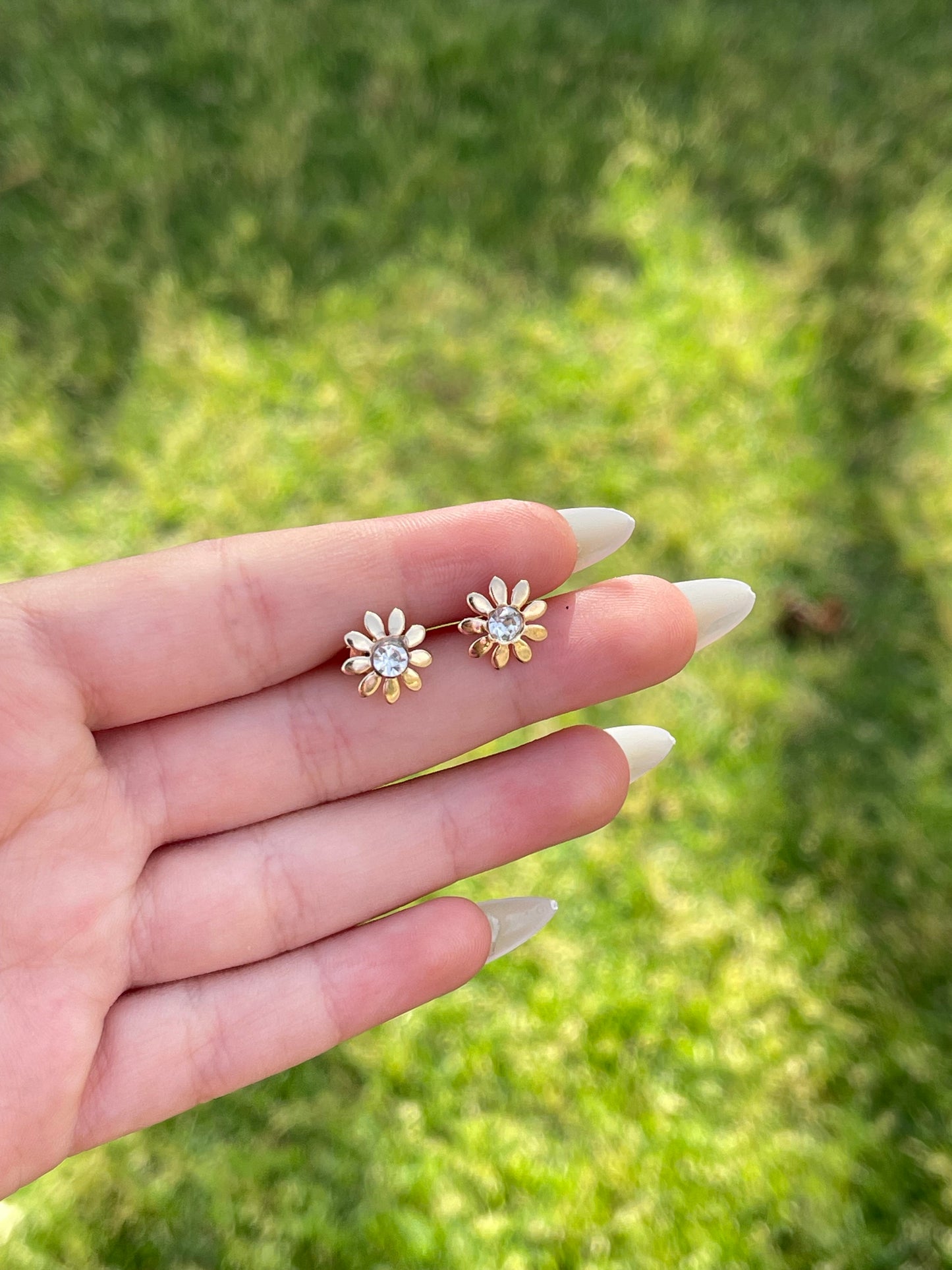 Mini Crystal Flowers Earrings