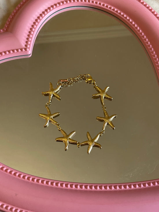 Statement Starfish Bracelet (Stainless Steel)