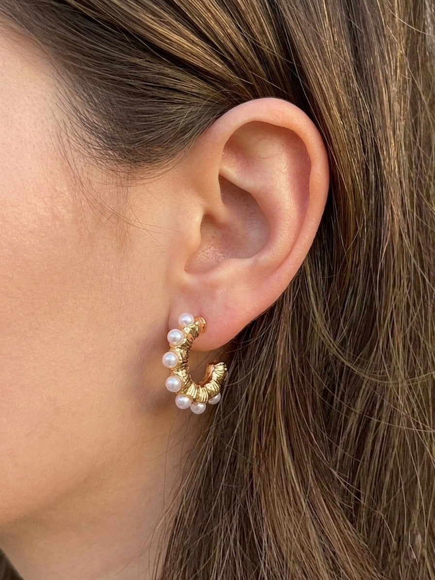 Pearl Hoop Earrings 2.0