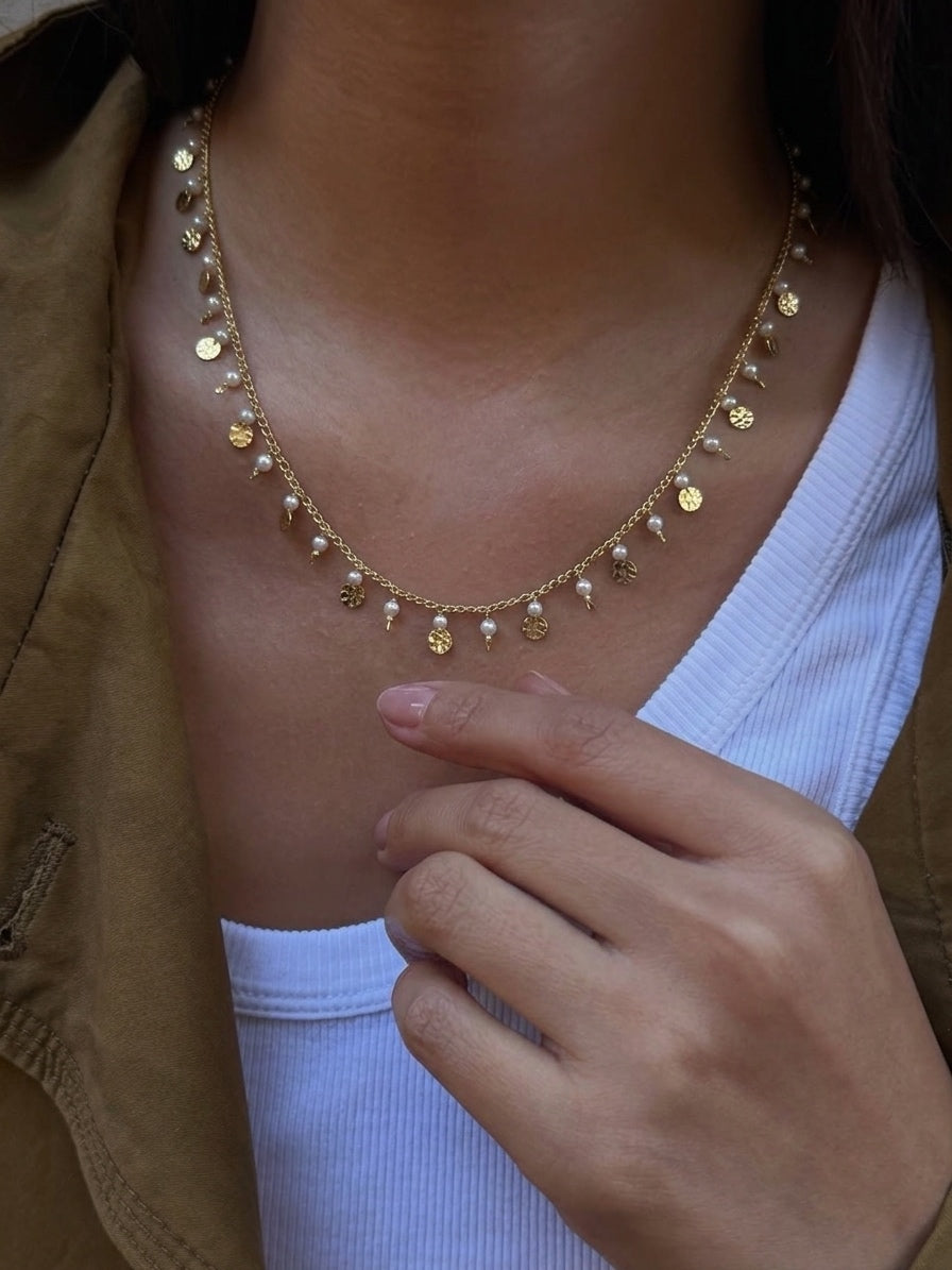 mini pearls choker (Gold Plated)
