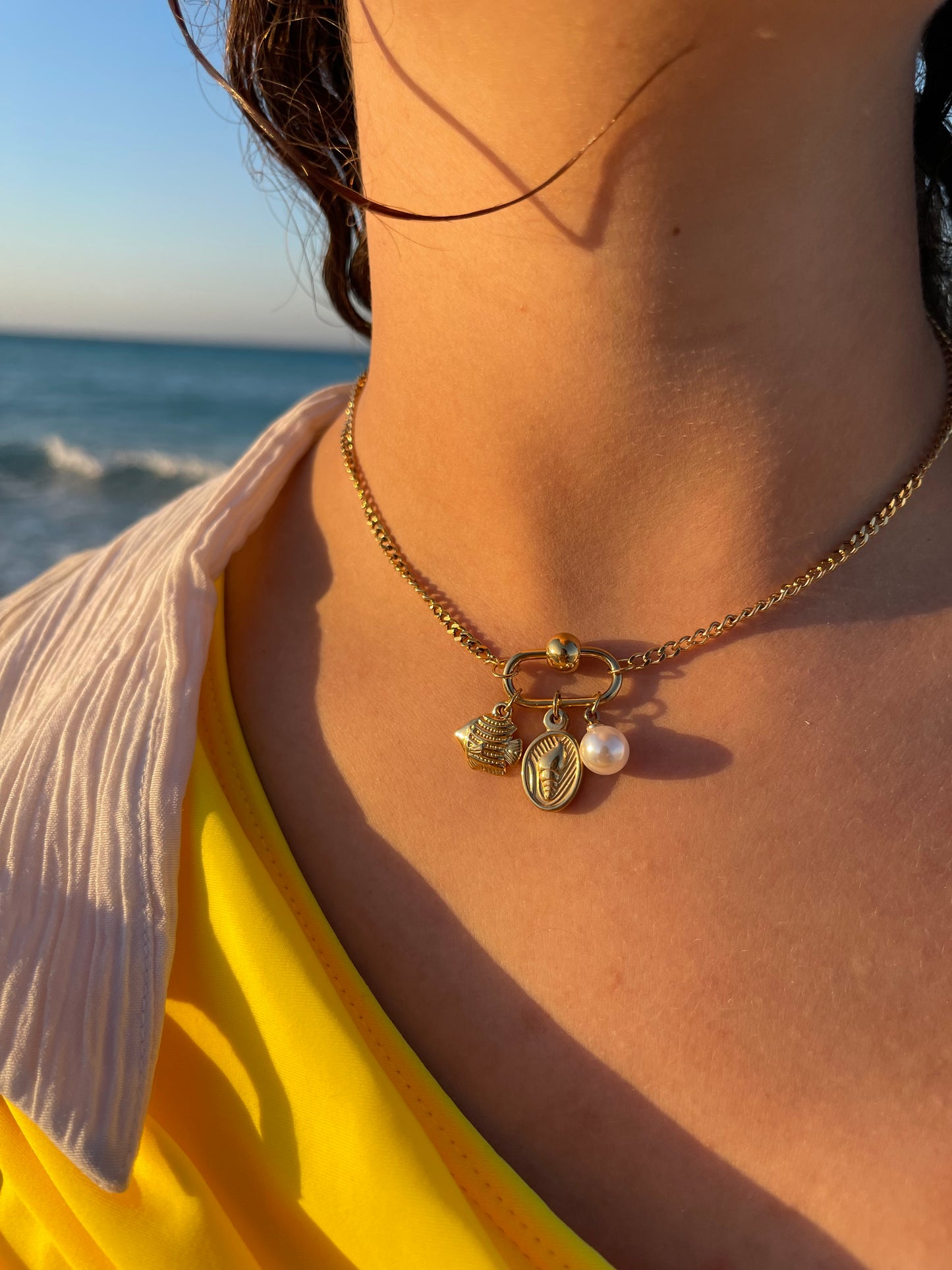 Shell Pearl Charm Necklace (Stainless Steel)