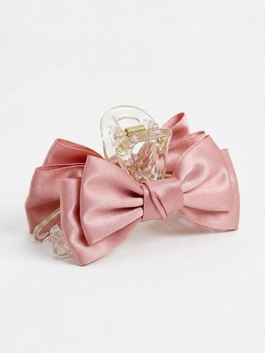 the bow tie claw clip
