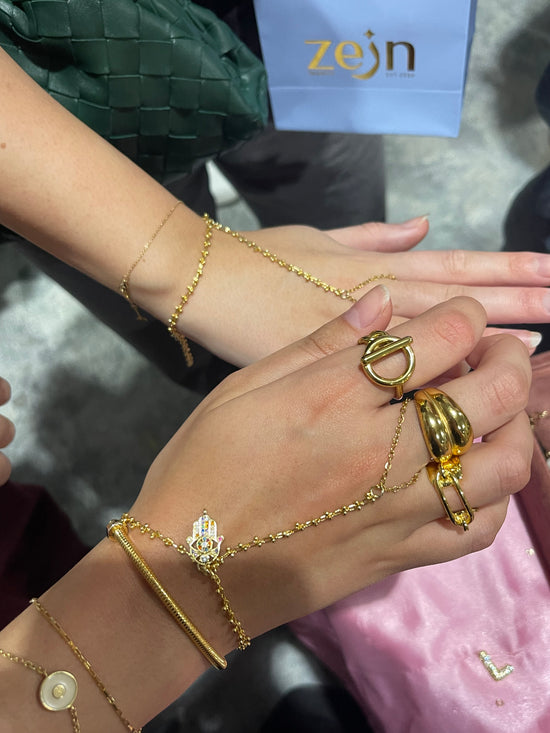 Gold Go-To Hand-Chain✨