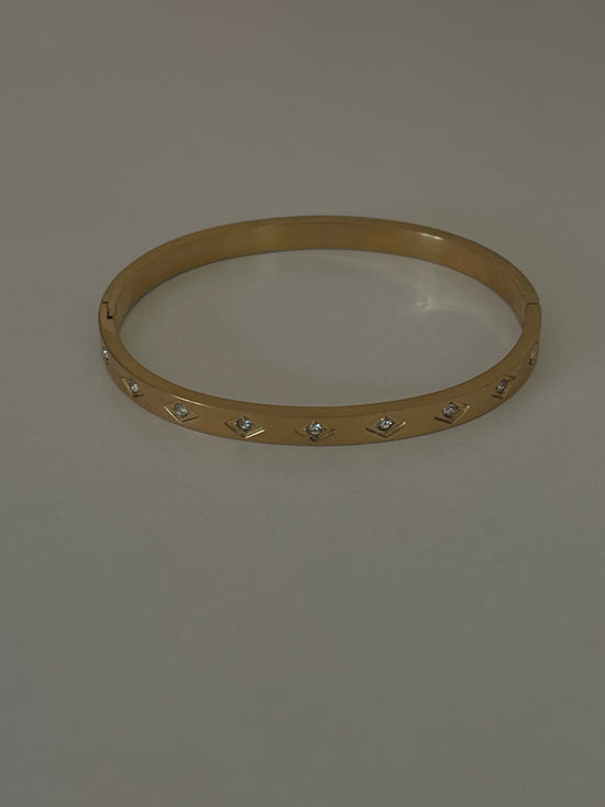 Crystal Cuff Bracelet (Stainless Steel)