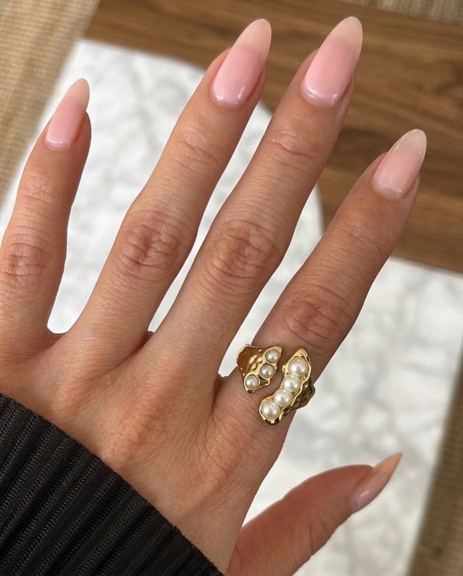 Statement Pearl Ring (Stainless Steel)