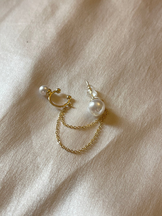 Connected Pearl Dangle Earrings