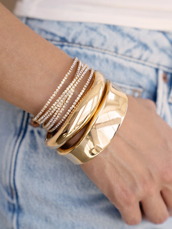 Thick Gold Bangle (Gold Plated)