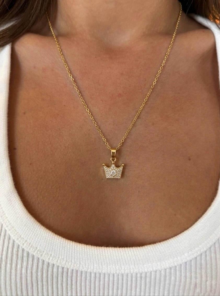 Crystal Heart Crown Necklace (Stainless Steel)