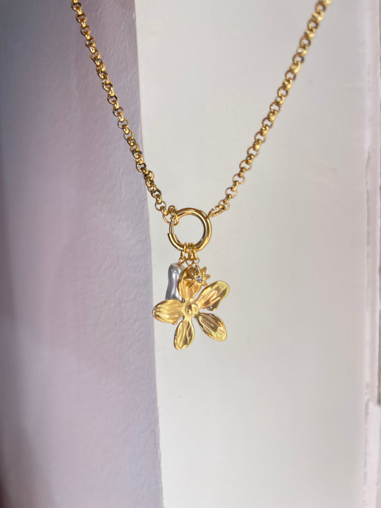 Dainty Flower Charm Necklace- Stainless Steel