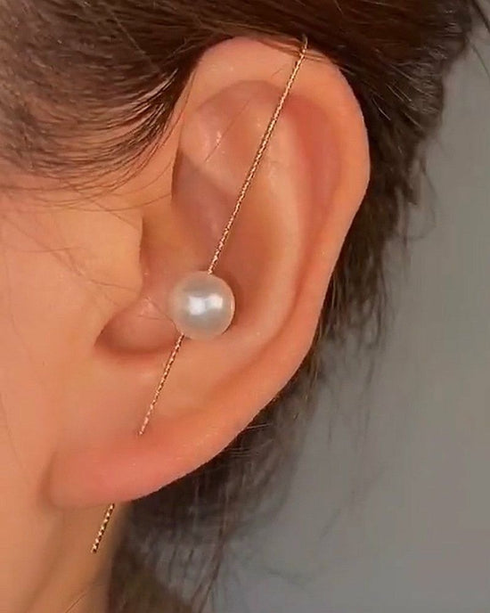 Pearl Ear Pin