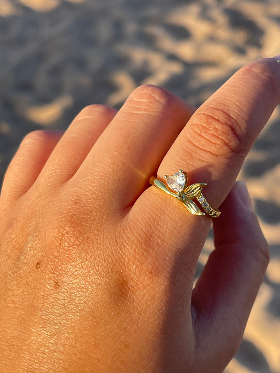 Crystal Dolphin Tale Ring(Gold Plated)
