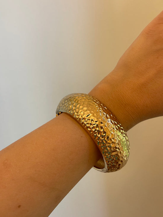 Textured Gold Bangle (Gold Plated)