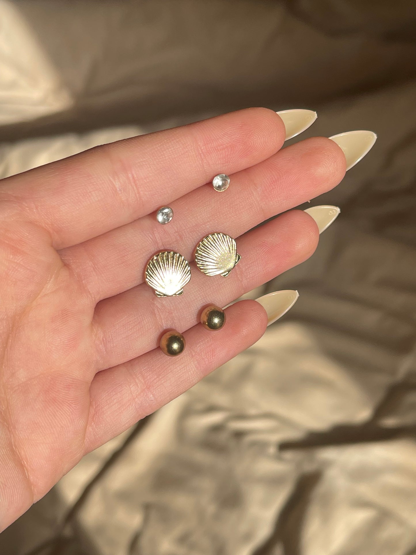 Seashell Ear Set