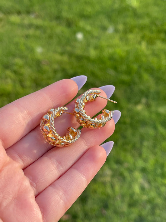 Mini Chained Hoop Earrings 2.0