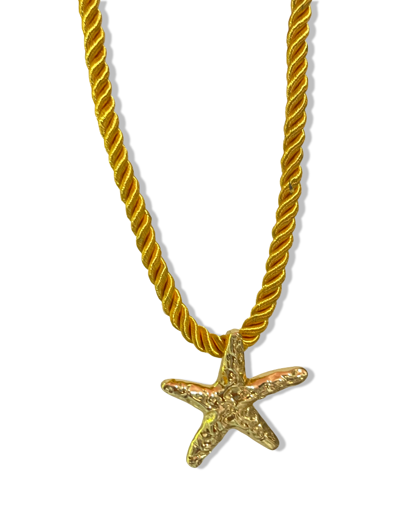 Starfish Statement Seashell Necklace (Gold Plated + Limited Edition)