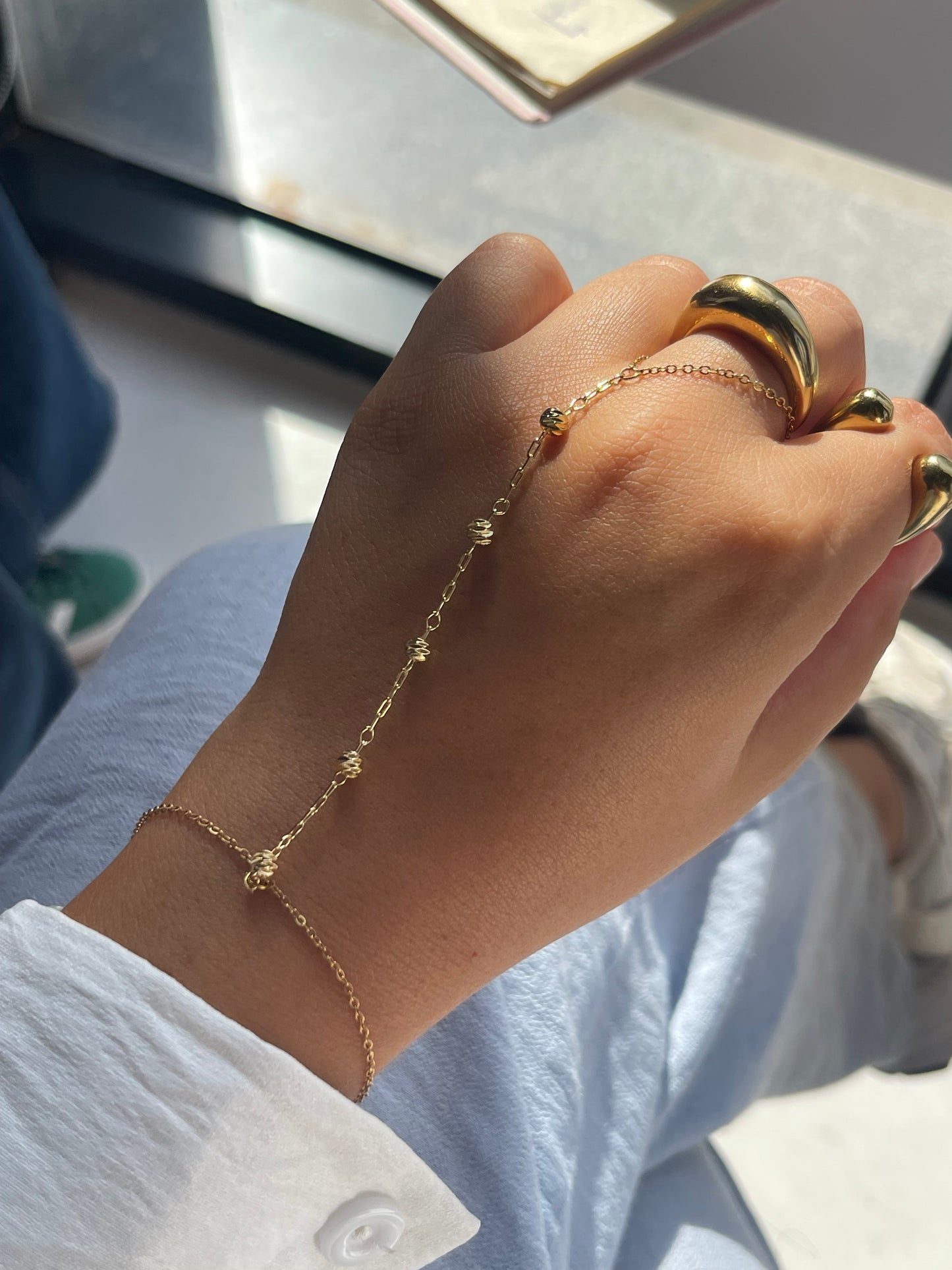 Minimal Gold Plated Hand-Chain✨