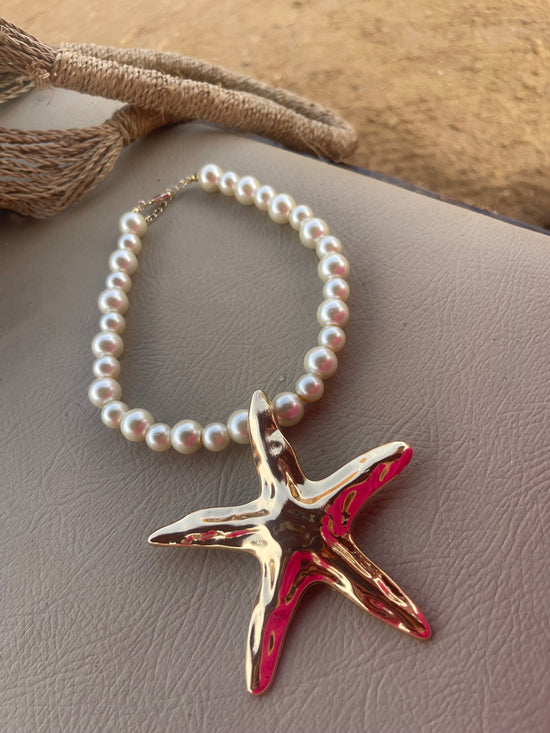 Statement Pearl Starfish Statement Necklace