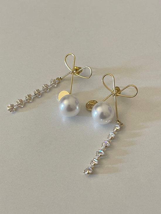 Pearl Bow Earrings