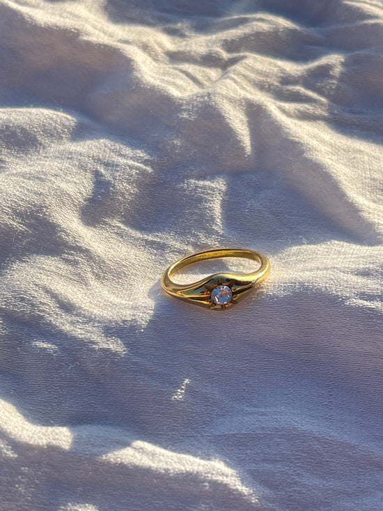 Dainty Crystal Ring (Stainless Steel)