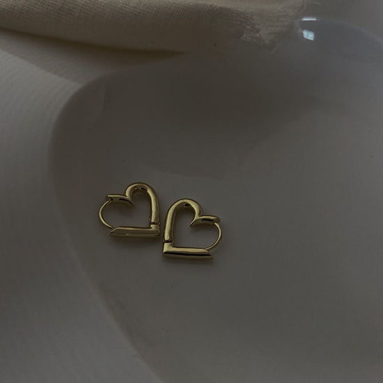 Heartbeat Earrings (Stainless Steel)