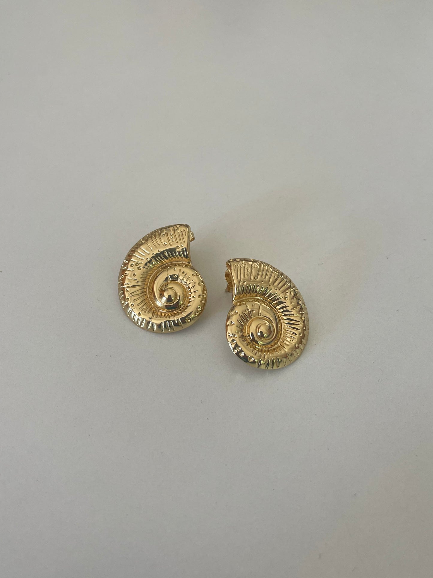 Shell Earrings 2.0 (Stainless Steel)