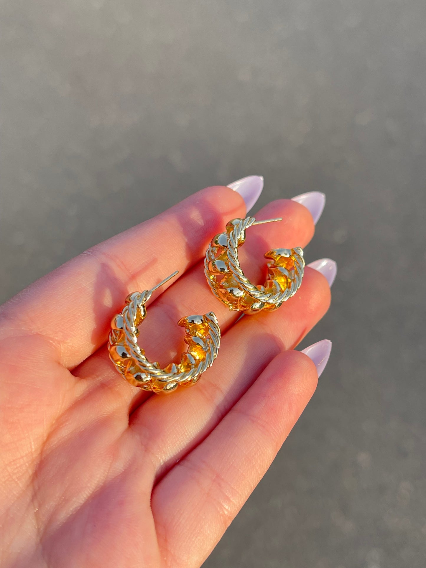 Mini Chained Hoop Earrings 2.0