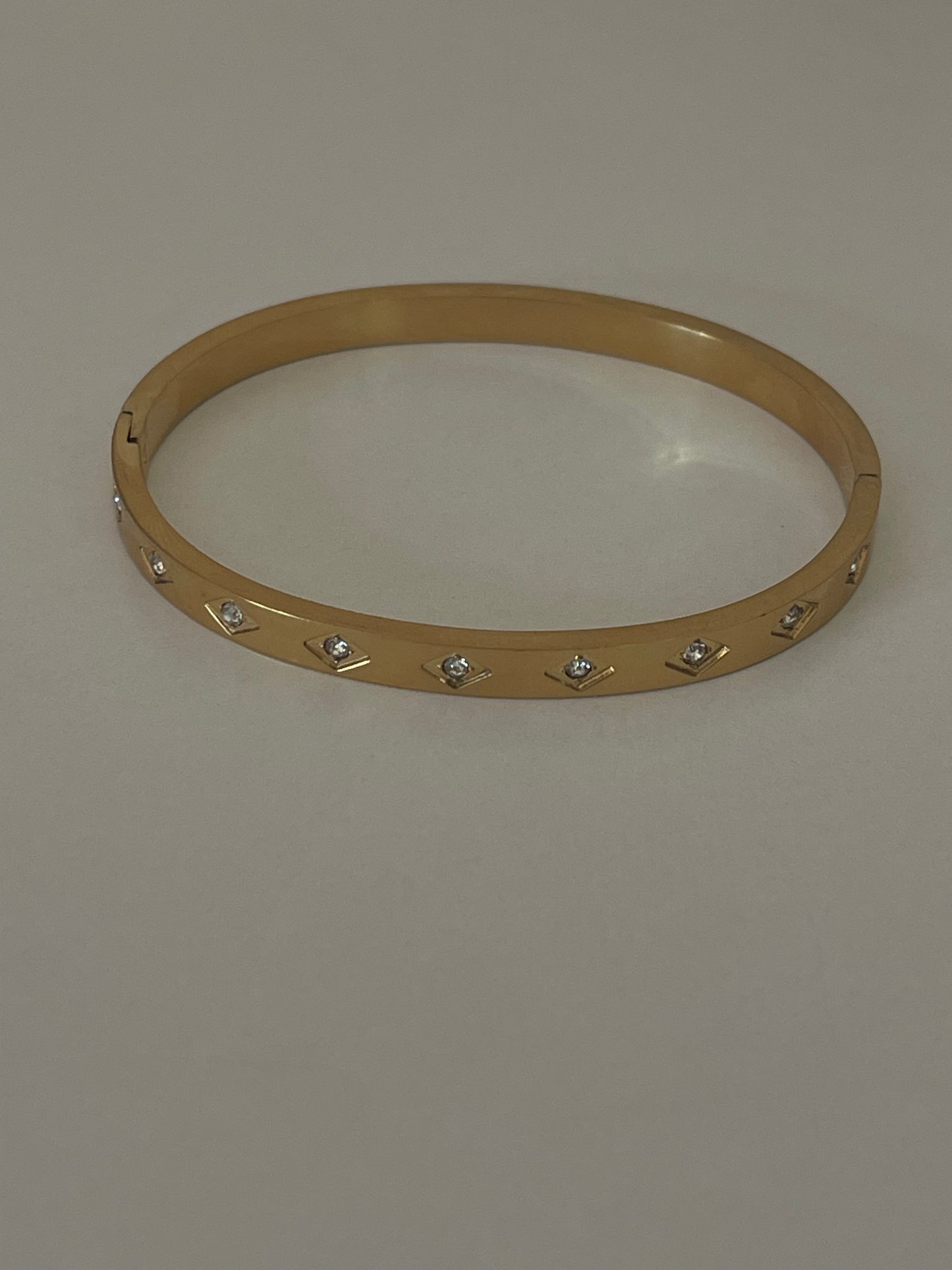 Crystal Cuff Bracelet (Stainless Steel)