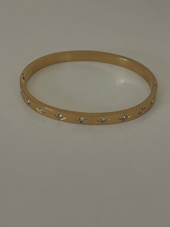 Crystal Cuff Bracelet (Stainless Steel)