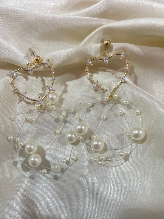 hearts of pearl-statement earrings