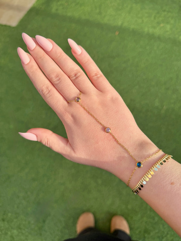 dotted dainty bracelet