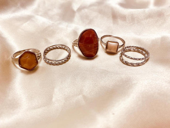 Burgundy Stone Ring Set